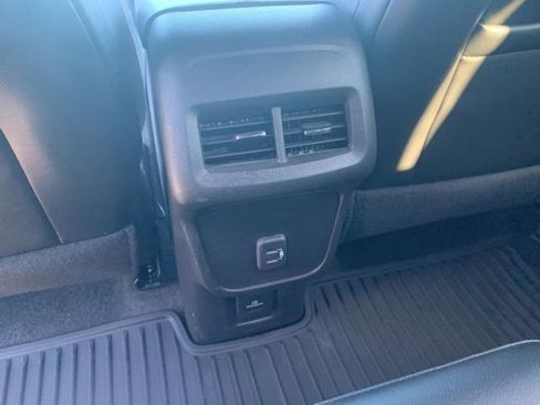 Used 2024 Chevrolet Equinox RS w/ RS Leather Package AWD/4WD image 20