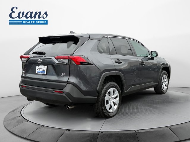 Used 2025 Toyota RAV4 LE AWD/4WD image 7