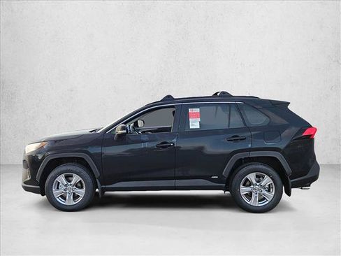 New 2025 Toyota RAV4 XLE image 5