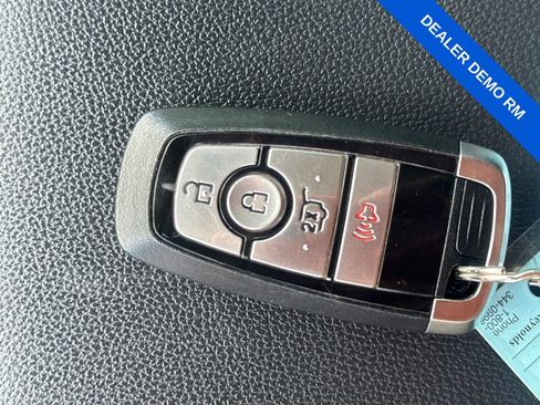 Used 2023 Ford Expedition XLT AWD/4WD image 36