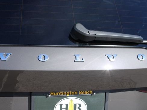 Used 2025 Volvo V60 B5 Cross Country Plus AWD/4WD image 8
