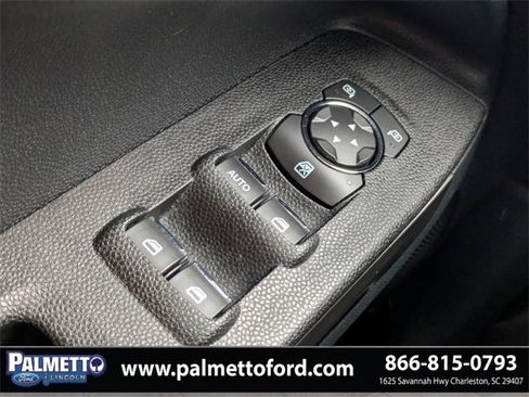 Used 2021 Ford EcoSport SES image 26