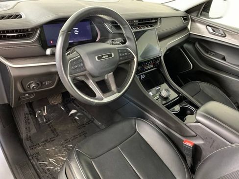 Used 2022 Jeep Grand Cherokee L Limited w/ Luxury Tech Group II AWD/4WD image 22