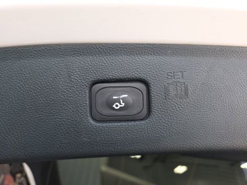 Used 2020 Ford Edge Titanium w/ Equipment Group 301A AWD/4WD image 7