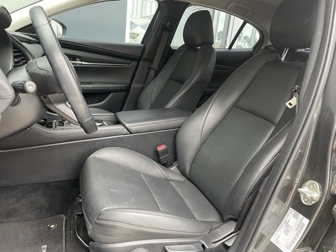 Used 2024 MAZDA MAZDA3 s image 9