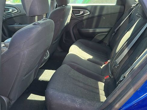 Used 2015 Chrysler 200 Limited w/ Convenience Group FWD image 8