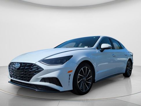 Used 2021 Hyundai Sonata Limited FWD image 1