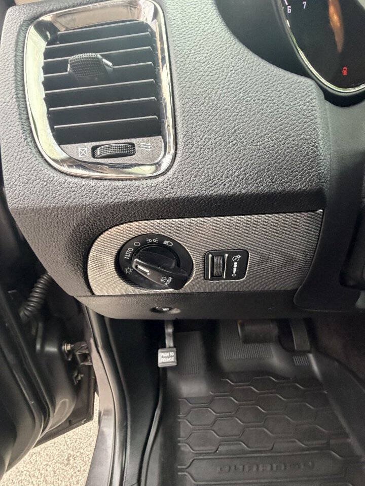 Used 2018 Dodge Durango GT AWD/4WD image 21