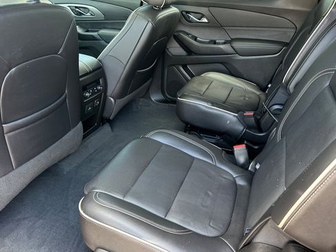 Used 2022 Chevrolet Traverse Premier w/ Redline Edition AWD/4WD image 12