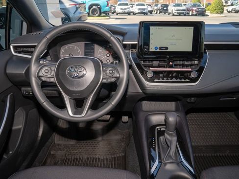 Certified 2025 Toyota Corolla SE image 6