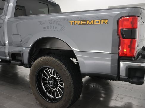 Used 2024 Ford F350 Lariat w/ Tremor Off-Road Package AWD/4WD image 38