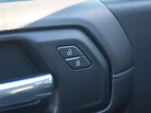 Used 2020 Chevrolet Silverado 2500 LT image 15