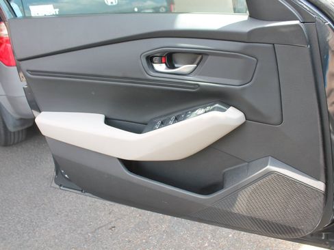 Used 2024 Honda Accord EX image 13