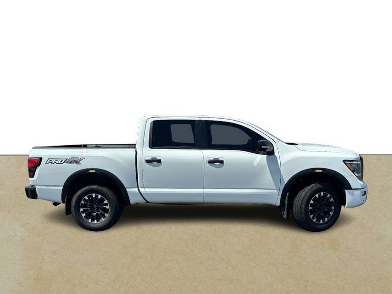 Used 2022 Nissan Titan PRO-4X w/ Pro-4x Convenience Package AWD/4WD image 2