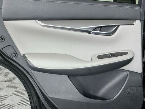 Certified 2023 INFINITI QX50 Luxe FWD image 19