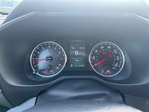 Used 2021 Toyota RAV4 LE AWD/4WD image 14