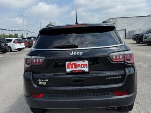 Used 2018 Jeep Compass Limited w/ Navigation Group AWD/4WD image 5