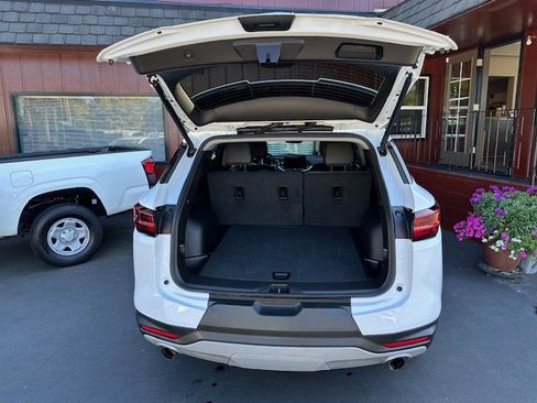 Used 2023 Chevrolet Blazer LT w/ Sound & Technology Package AWD/4WD image 27