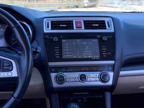 Used 2016 Subaru Legacy 2.5i Limited image 7