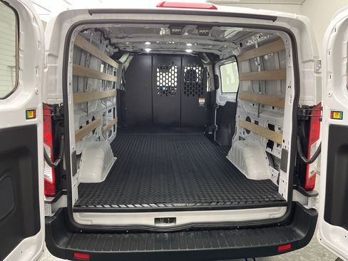Certified 2025 Ford Transit 250 Low Roof w/ Exterior Upgrade Package RWD image 22