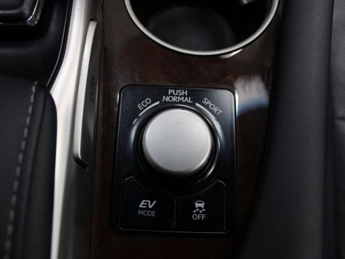 Used 2019 Lexus RX 450h AWD image 40