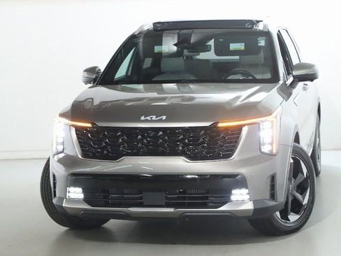 Used 2025 Kia Sorento SX Prestige AWD/4WD image 3