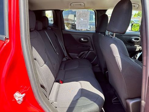 Used 2020 Jeep Renegade Sport w/ Sport Appearance Group AWD/4WD image 10