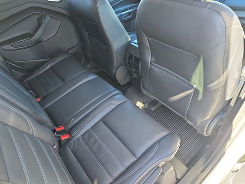 Used 2018 Ford Escape SEL image 11