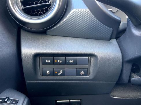 Used 2024 Nissan Kicks S FWD image 33