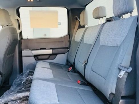 New 2026 Ford F250 XLT w/ FX4 Off-Road Package image 13