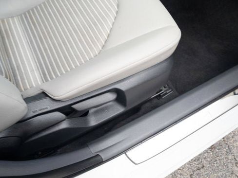 Used 2023 Toyota Camry SE image 41