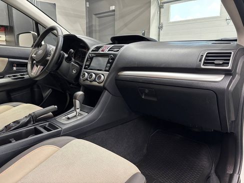 Used 2017 Subaru Crosstrek 2.0i Premium AWD/4WD image 25