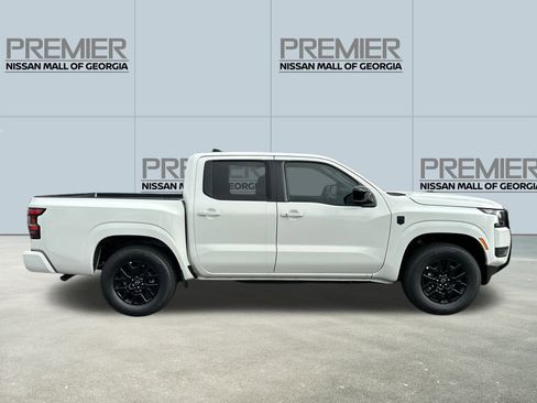 New 2026 Nissan Frontier SV w/ SV Convenience Package RWD image 4