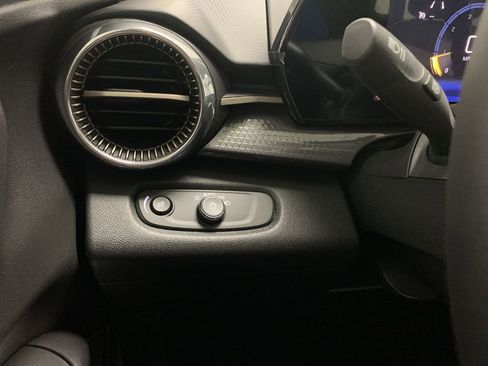 New 2026 Chevrolet Trax ACTIV FWD image 44
