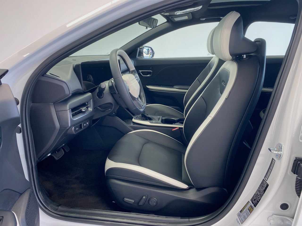 Certified 2026 Kia K4 GT-Line w/ GT-Line Sunroof Package FWD image 16