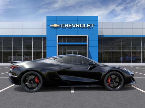 New 2026 Chevrolet Corvette E-Ray w/ Stealth Interior Trim Package AWD/4WD image 29