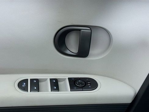 New 2026 Hyundai Ioniq 5 SEL AWD/4WD image 13