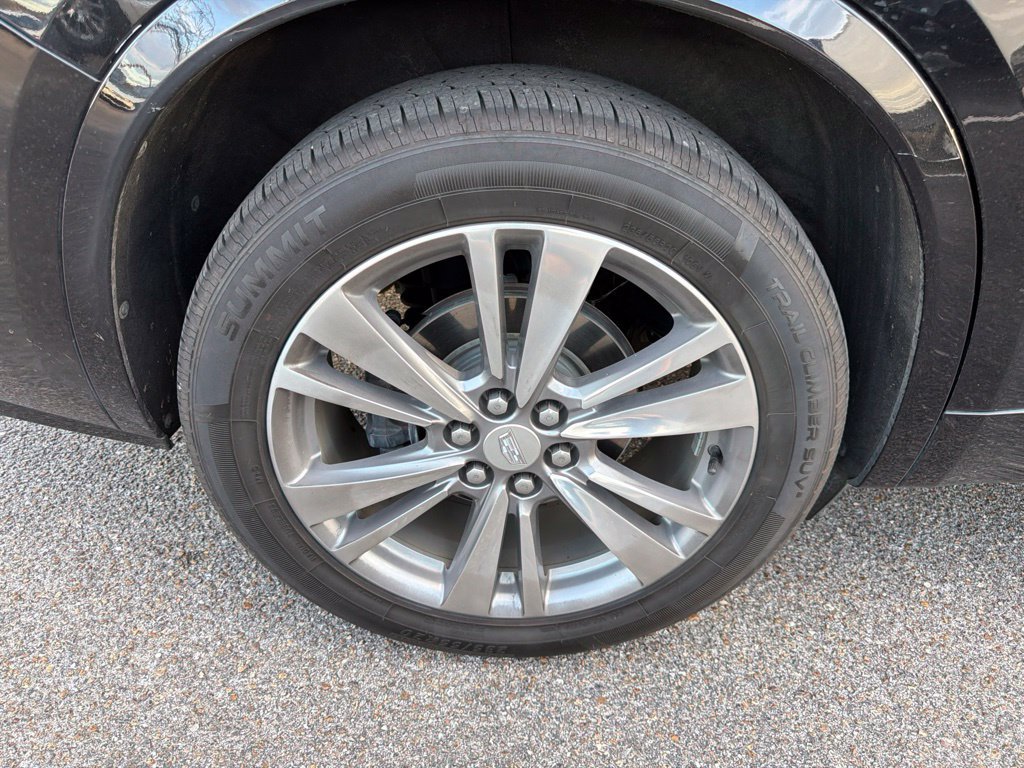 Used 2023 Cadillac XT6 Premium Luxury FWD image 12