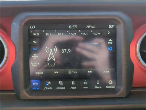 Used 2023 Jeep Gladiator Rubicon w/ Safety Group image 18