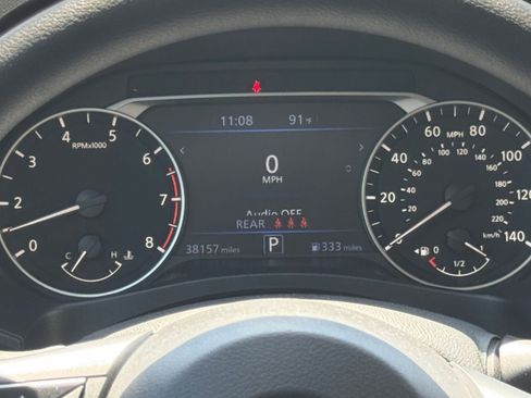 Used 2025 Nissan Altima 2.5 SV FWD image 41