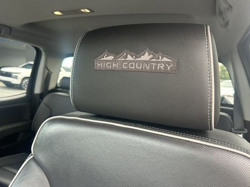 Used 2018 Chevrolet Silverado 2500 High Country w/ Duramax Plus Package AWD/4WD image 32
