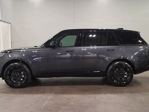 New 2026 Land Rover Range Rover Long Wheelbase SE AWD/4WD image 7