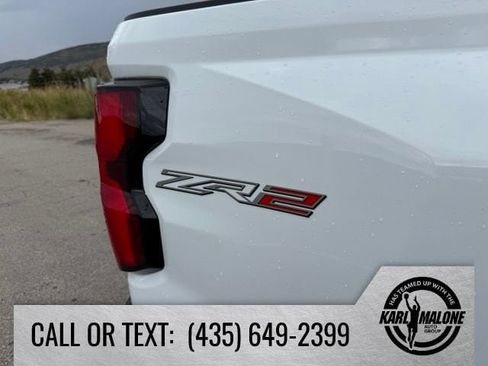 New 2026 Chevrolet Colorado ZR2 w/ Off-Road Front Bumper Package AWD/4WD image 12