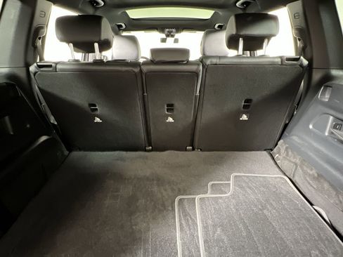 Used 2021 Mercedes-Benz GLB 250 image 19