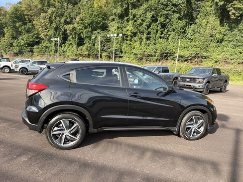 Used 2021 Honda HR-V EX-L image 3