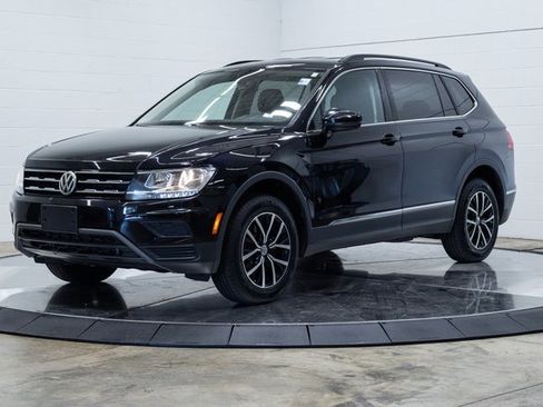 Used 2021 Volkswagen Tiguan SE image 6