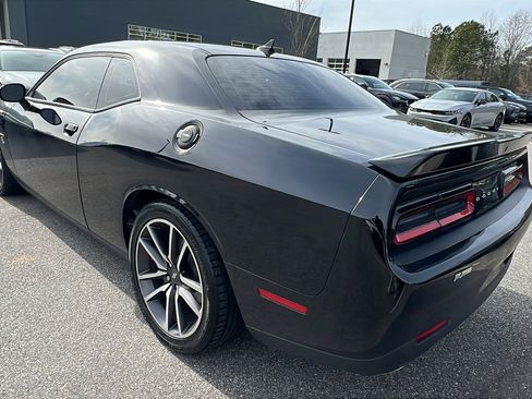 Used 2020 Dodge Challenger R/T w/ Plus Package image 10