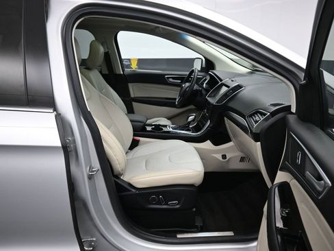 Used 2015 Ford Edge Titanium w/ Equipment Group 302A image 43