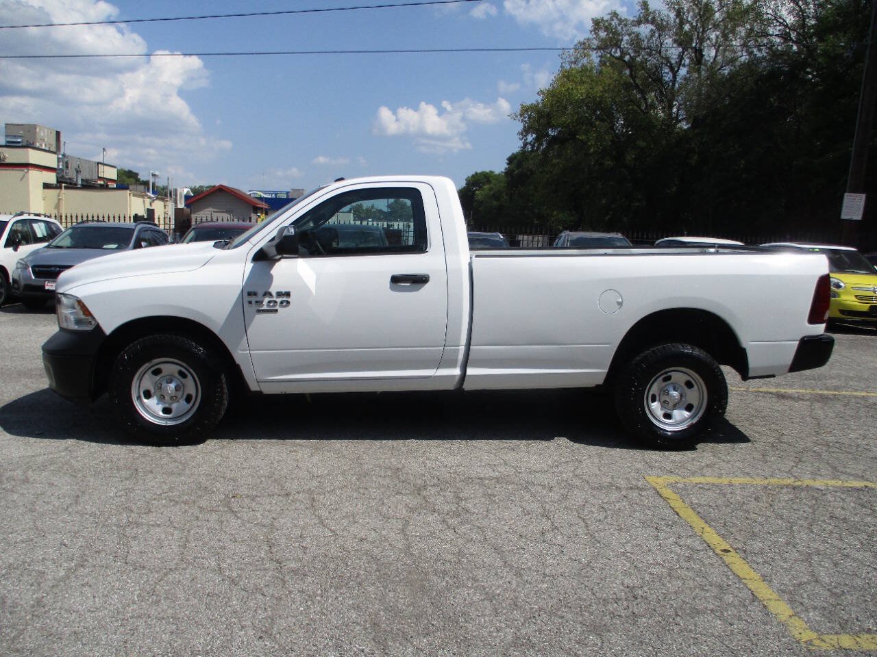 Used 2022 RAM 1500 Tradesman w/ Power & Remote Entry Group RWD image 9