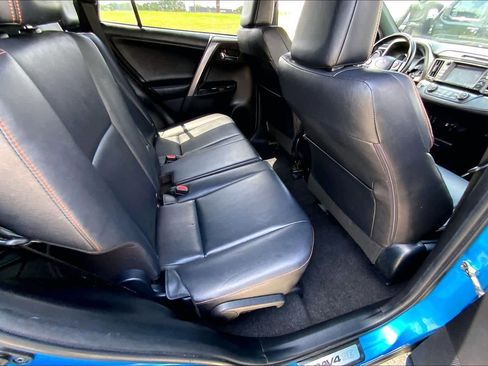 Used 2016 Toyota RAV4 SE image 20